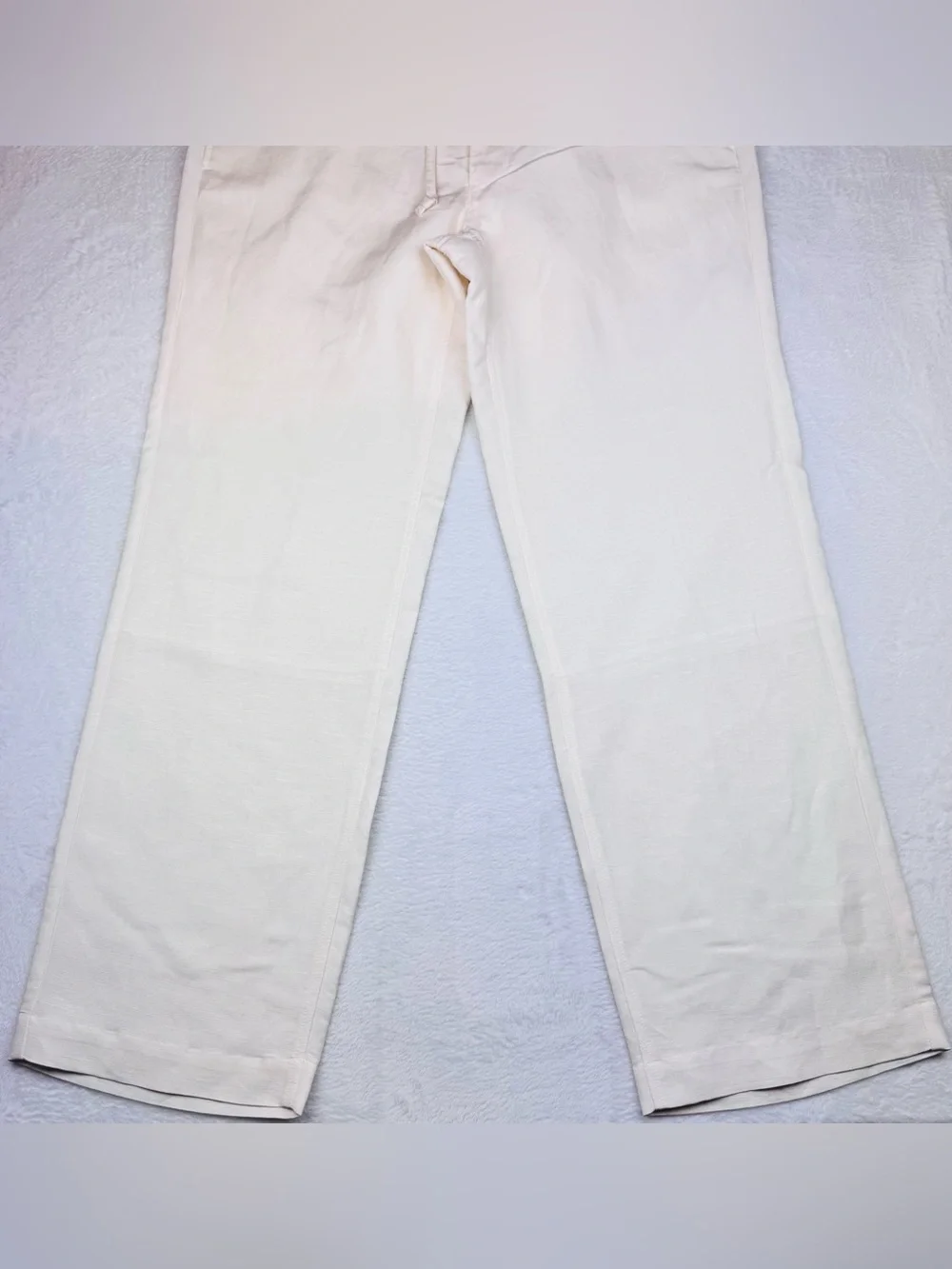 Perry Ellis NWT Linen Blend Pants. Ivory color. Drawstring waist. Men’s size 36.